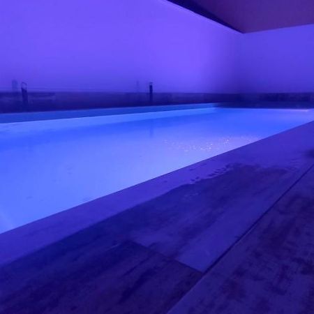 오사 데 몬티엘 Escapada Delux 게스트하우스 외부 사진